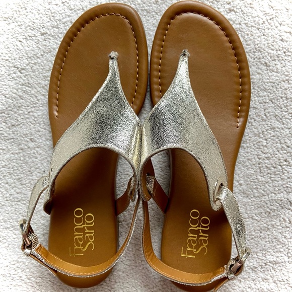FRANCO SARTO Goldy Thong Flat Sandals